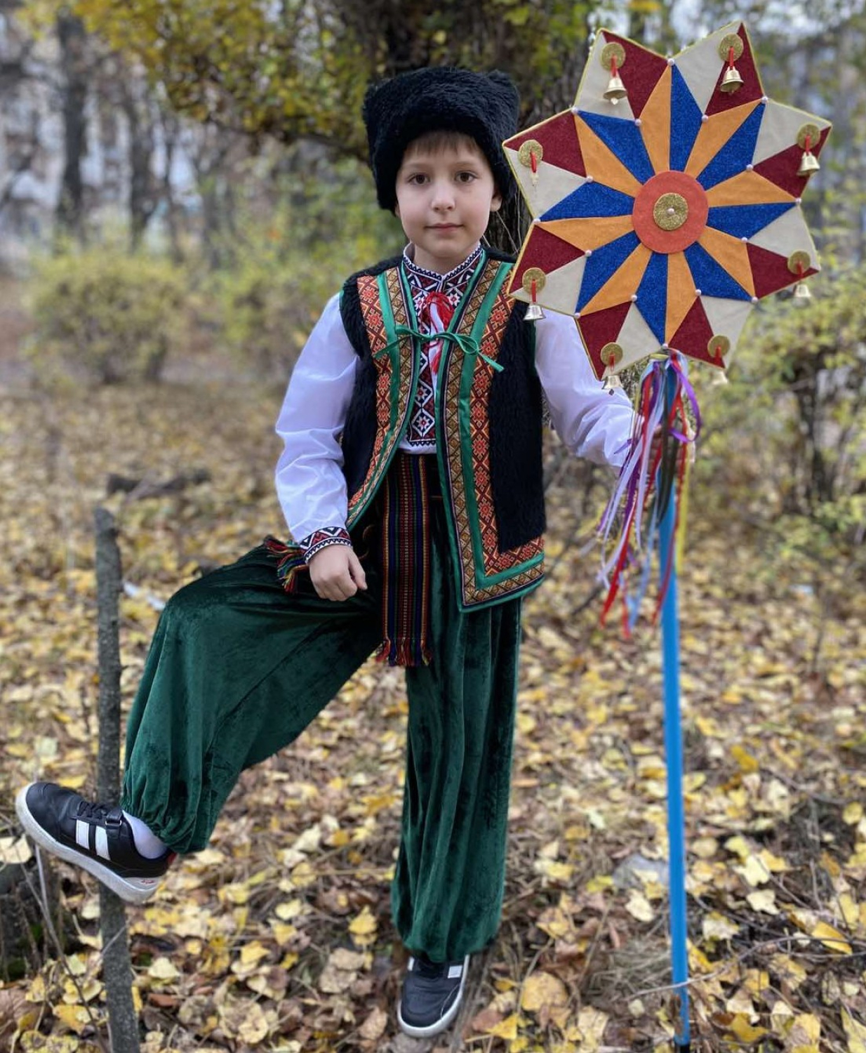 Костюм Колядник  Гуцул Богдан зелений