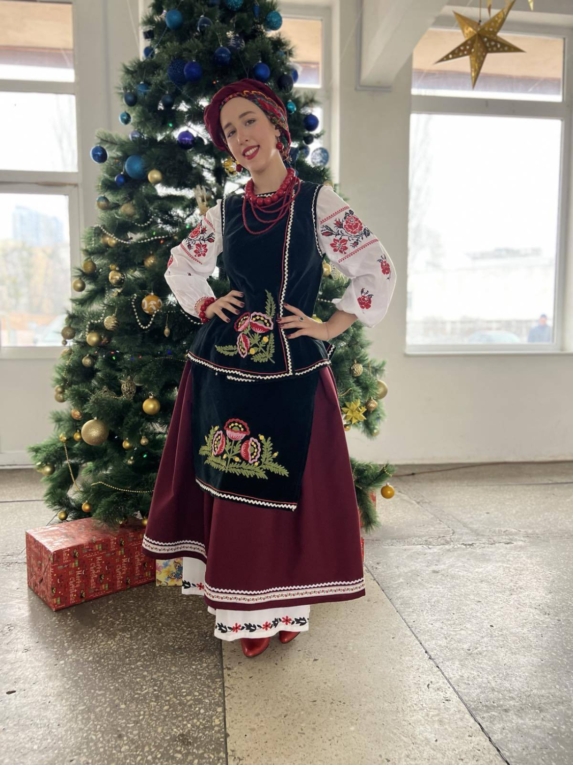 Карнавальний костюм Солоха Українка Господиня №15