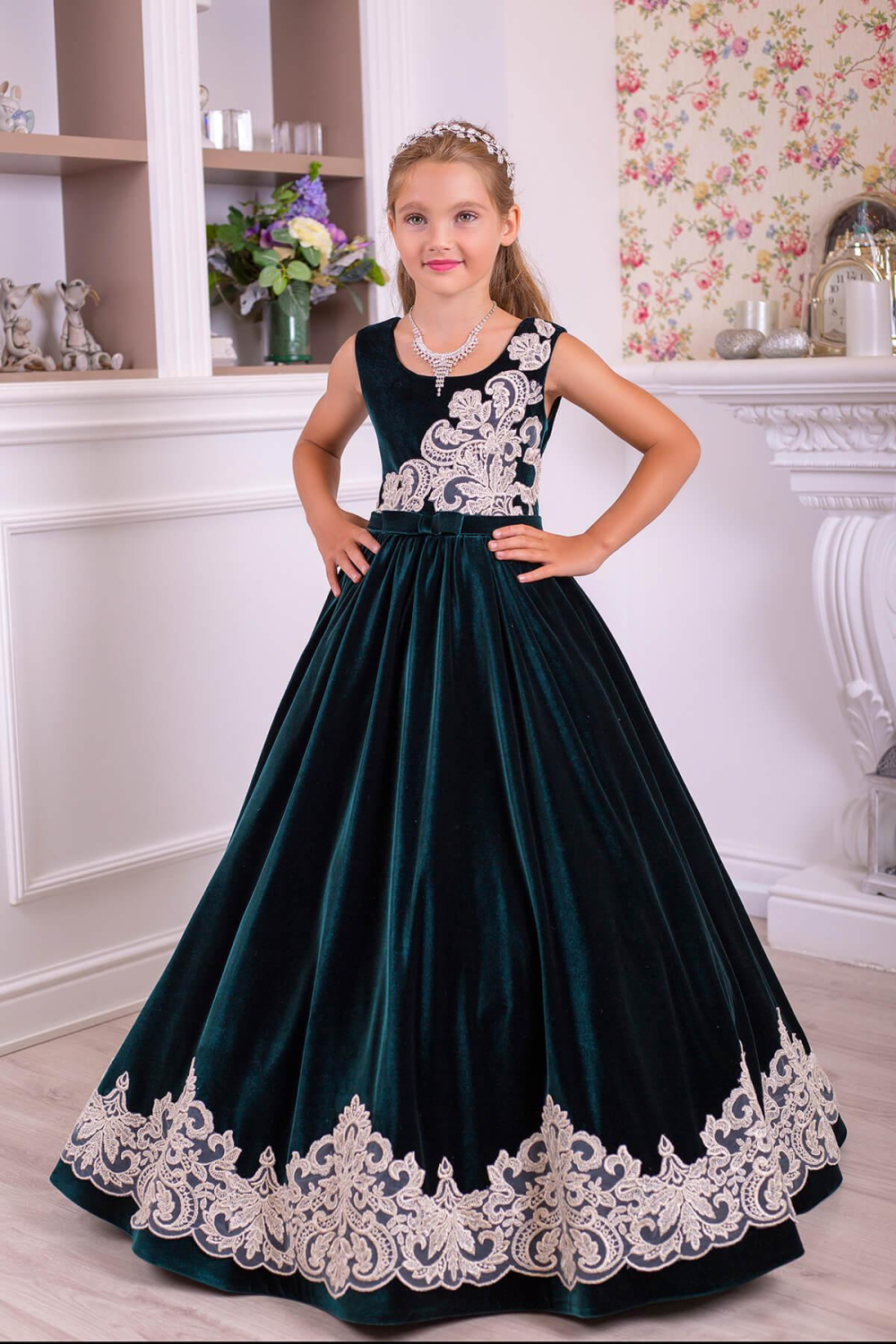 Елегантне плаття для дівчинки 10778