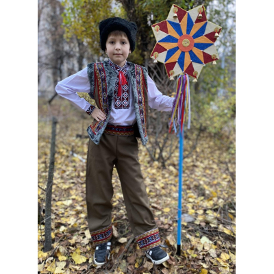 Костюм Гуцул Колядник Харитон зелений хакі