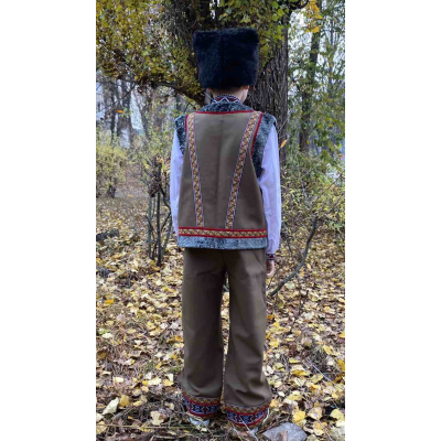 Костюм Гуцул Колядник Харитон зелений хакі