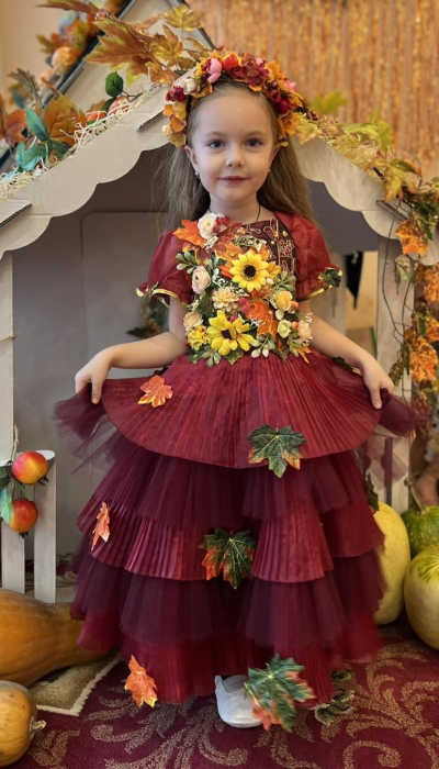 Carnival costume Autumn Bordeaux 1