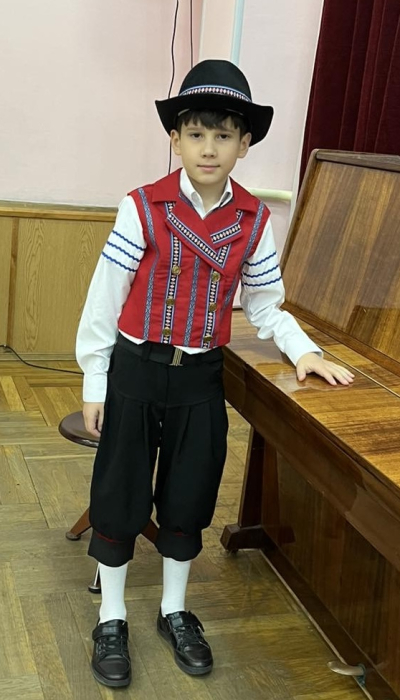  Скандинавський костюм (шведський, фінський) Кай з Снігова королева