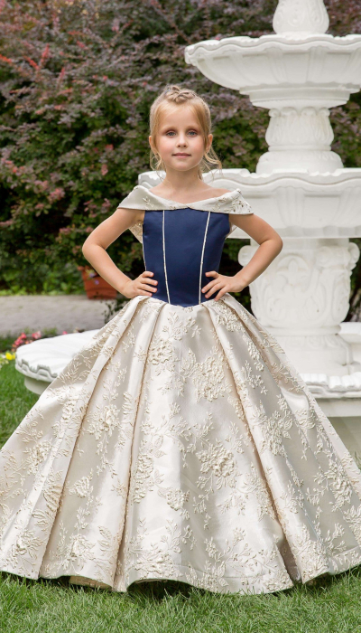 Елегантна бальна сукня 13701 Принцеса