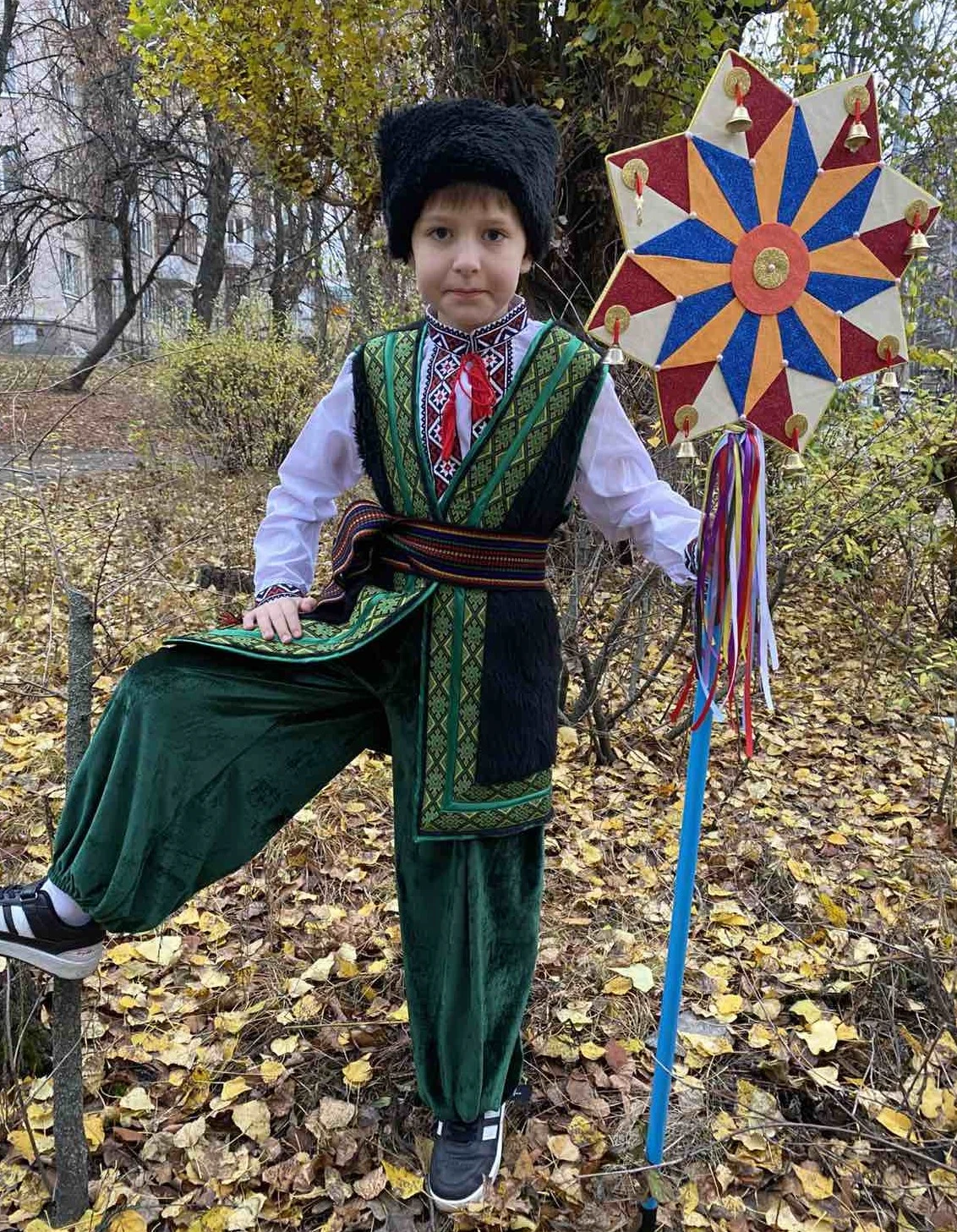 Костюм Гуцул Колядник Мирон зеленый мех
