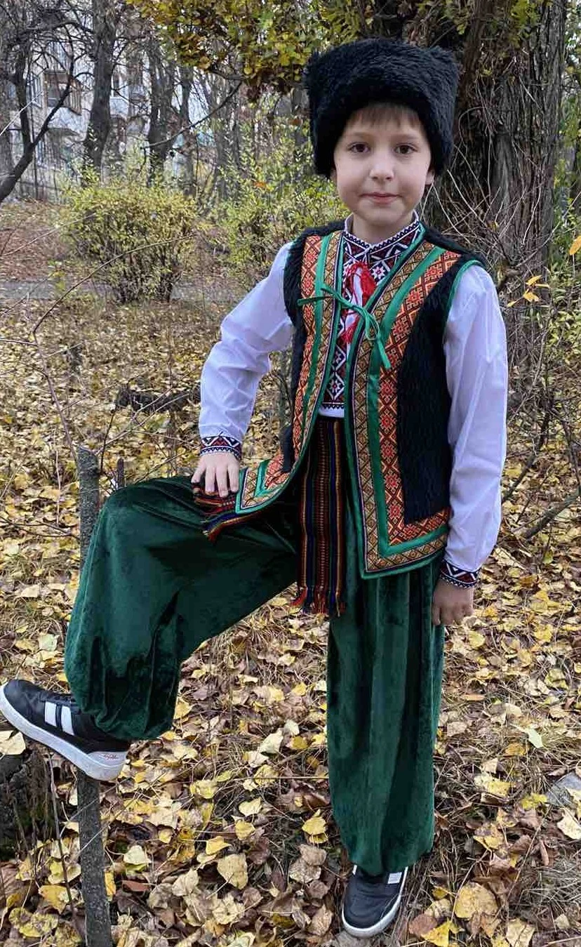 Костюм Гуцул Колядник Богдан зеленый