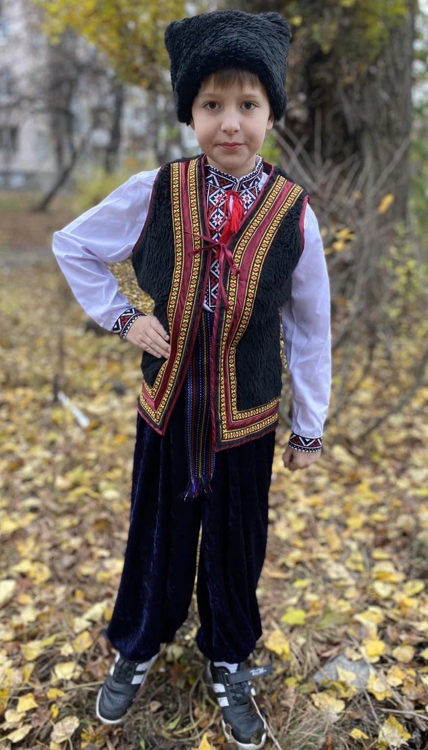 Костюм Колядниу Гуцул Николай  бордовый